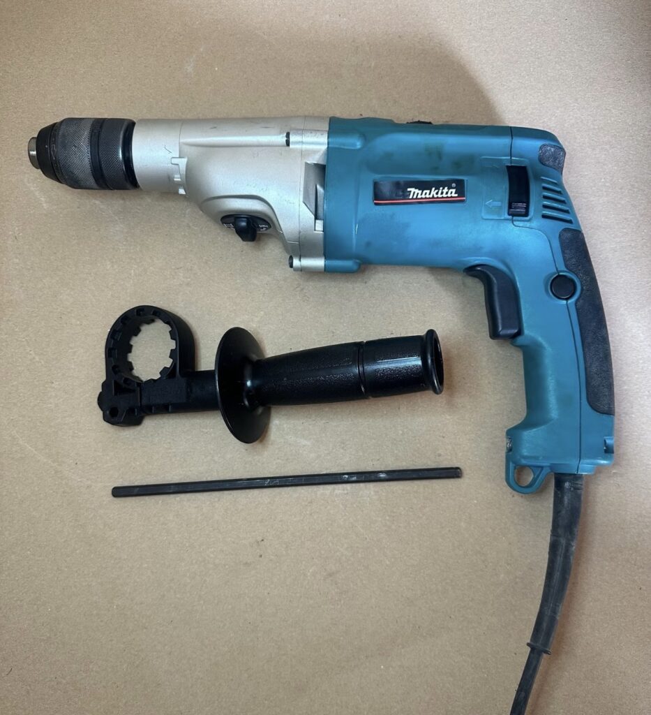 Makita HP2071F slagboremaskine inkl. kuffert