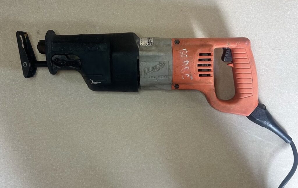 Milwaukee Heavy Duty bajonetsav