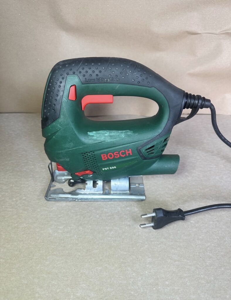 Bosch PST 650 stiksav inkl. kuffert