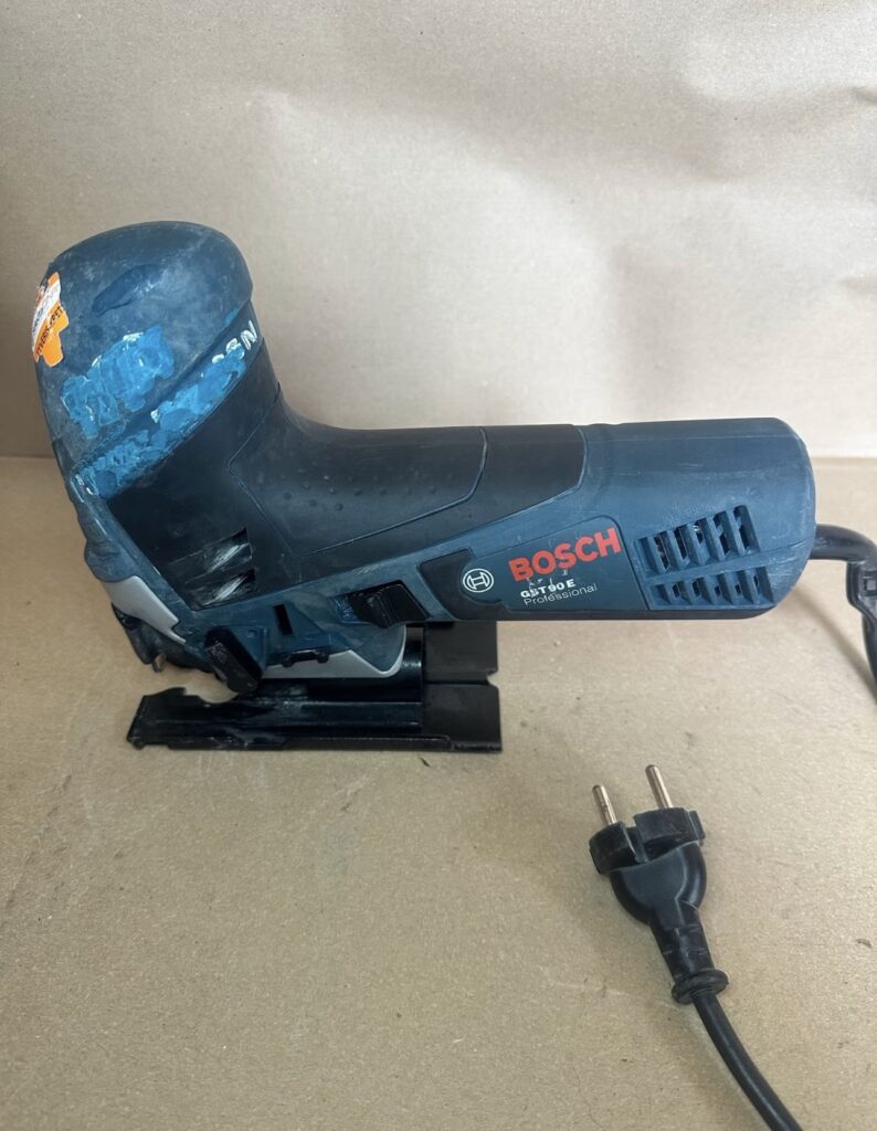 Bosch GST 90 E Professionel stiksav 230V